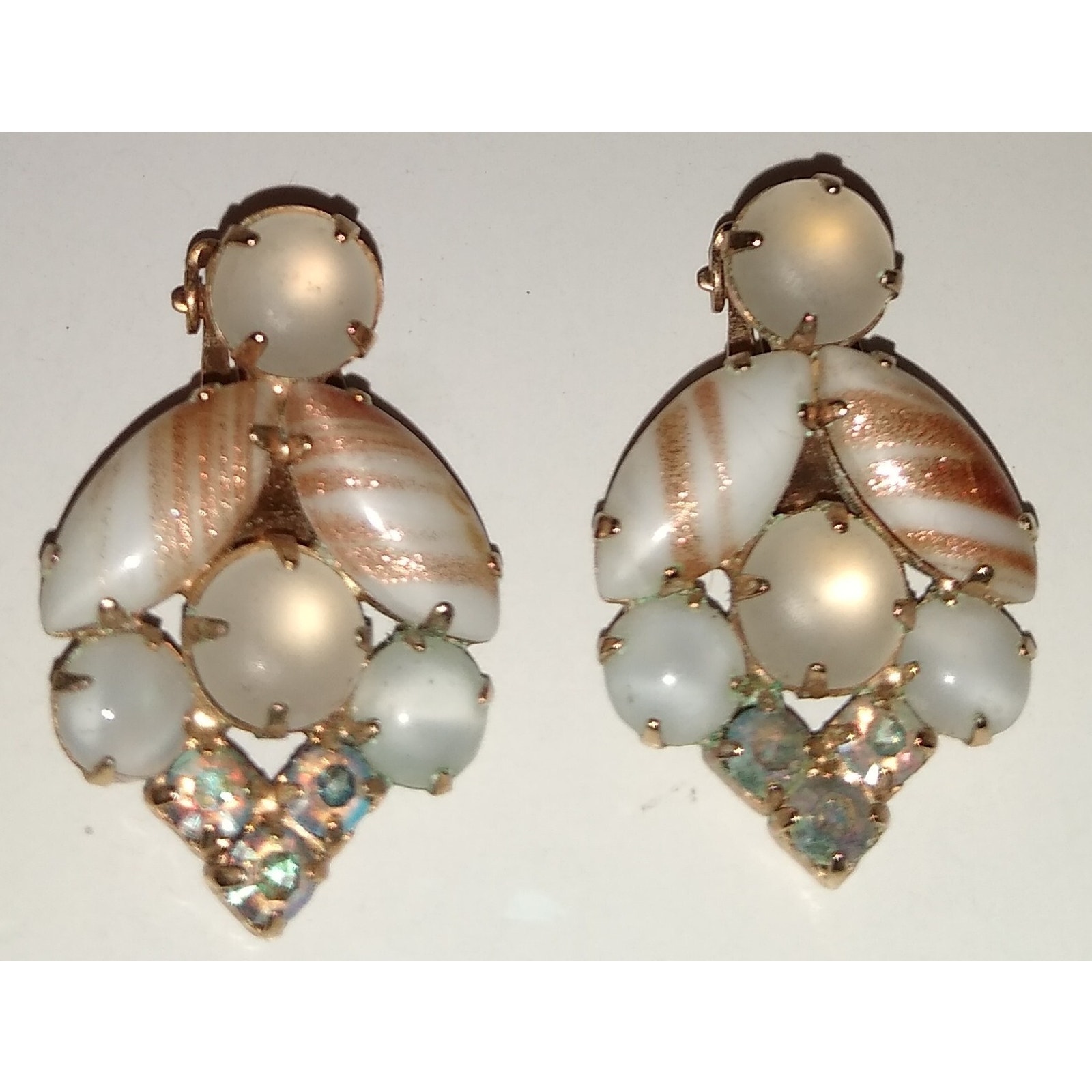 Juliana Clip-On Earrings Easter Egg White Gold Clear Ab Stones Vintage 1950s 40$